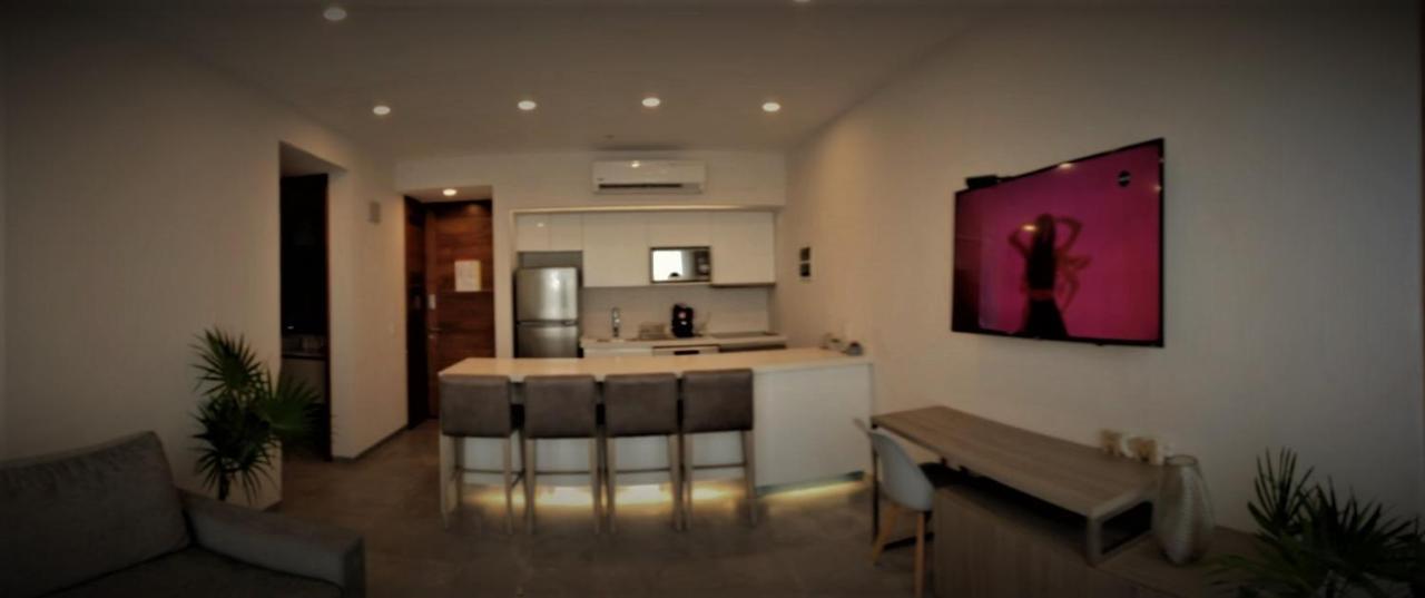 Departamento Delux 2 Habitaciones - Walking Distance A La Playa, Con Balcon. 普拉亚卡门 外观 照片